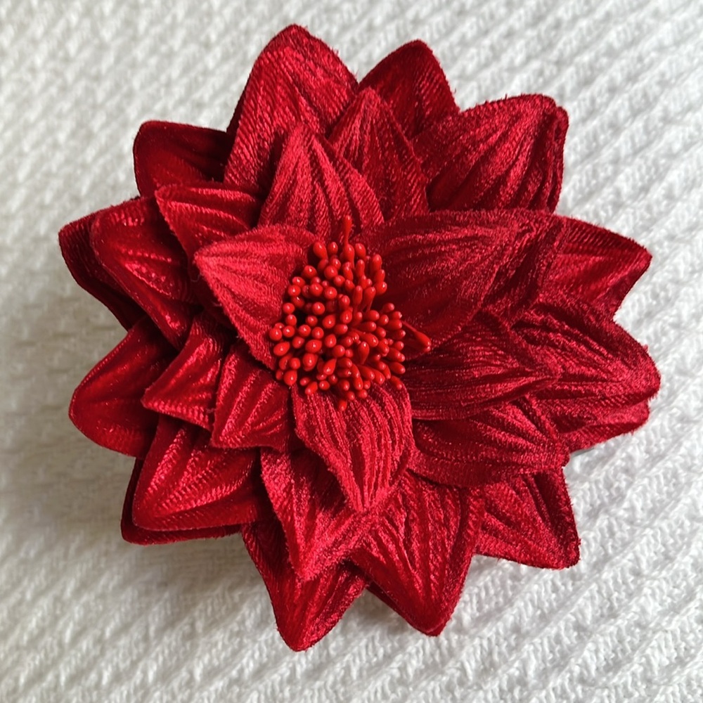 NIB Poinsettia velvet pin with beaded center, perfect for holidays!